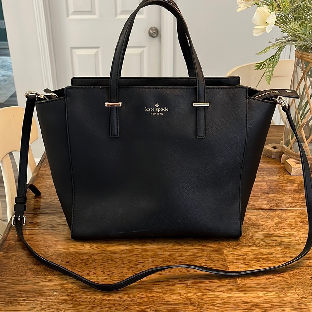 Kate Spade black crossbody/handbag EUC smoke free home